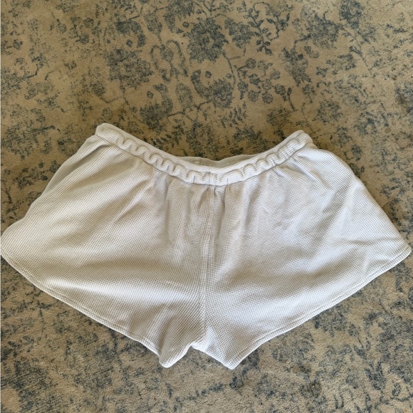 Brandy Melville Grey Lounge Shorts - Picture 4 of 5